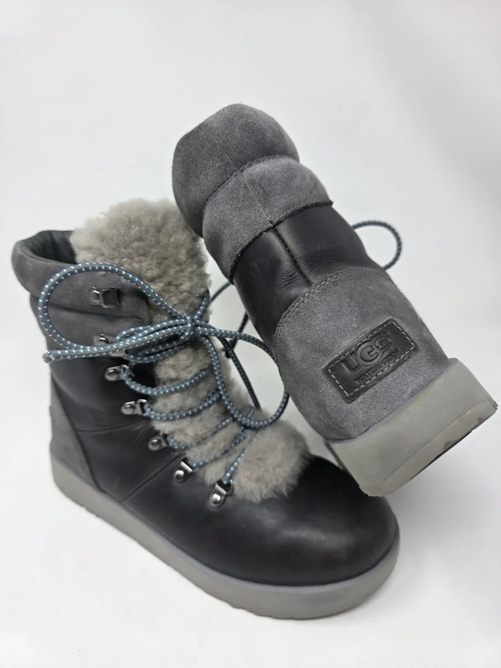 UGG Viki Waterproof Boots Gray Womens 8.5